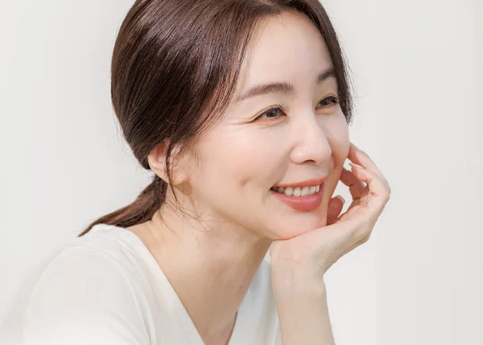 微笑的女性 — 子宫与卵巢功能状态调理